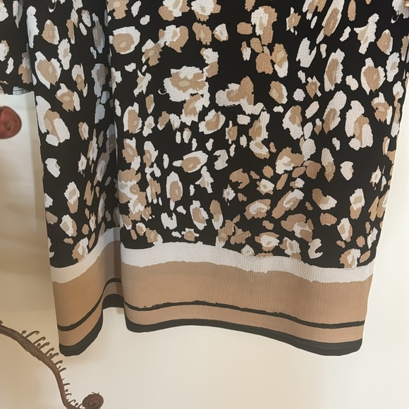 Flared Sleeve Dress - Picture 6 of 10